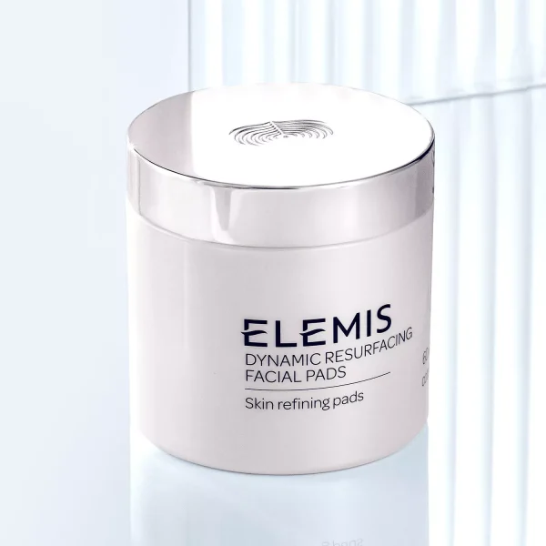 Dynamic resurfacing facial pads
